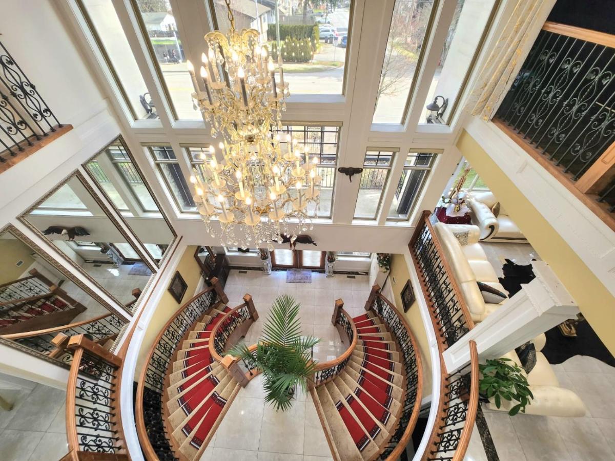 Empire Palace Hotel Surrey Esterno foto