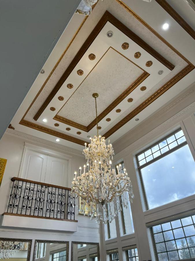 Empire Palace Hotel Surrey Esterno foto
